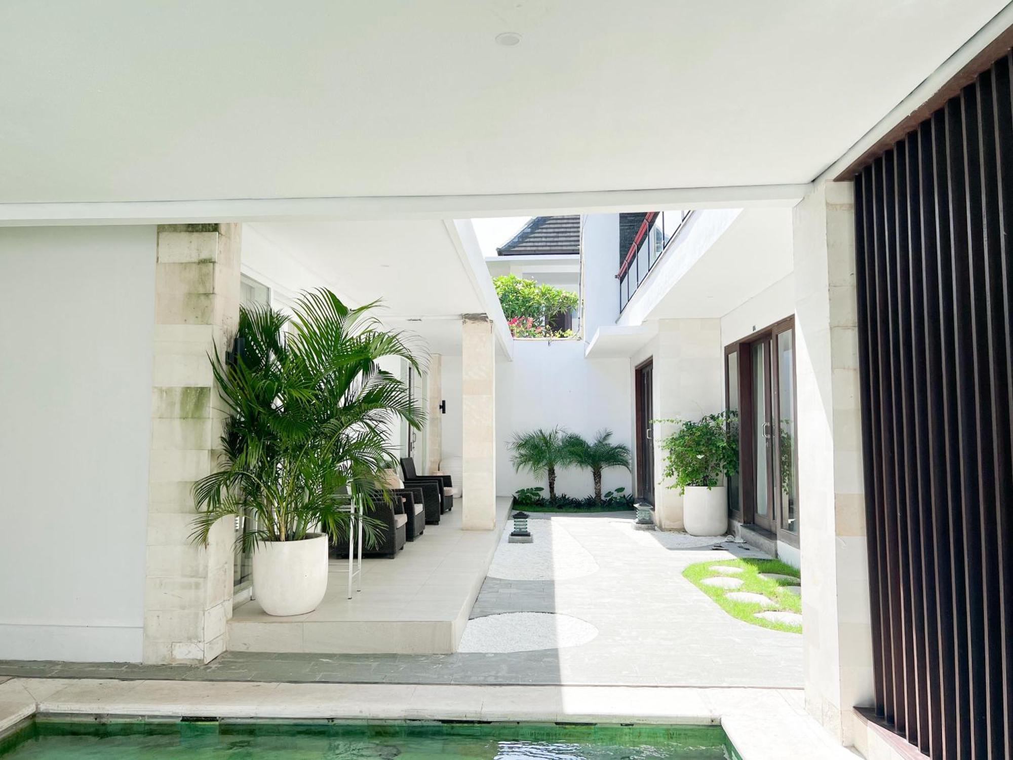 Apple Villas&apartamentos Kerobokan Exterior foto