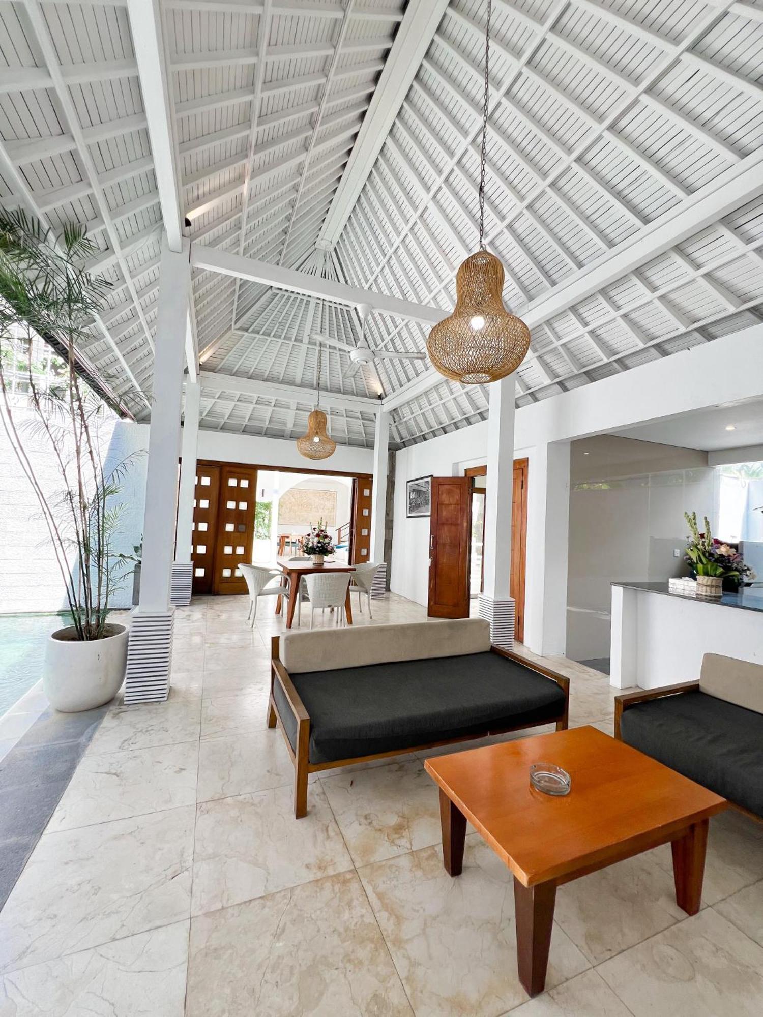 Apple Villas&apartamentos Kerobokan Exterior foto